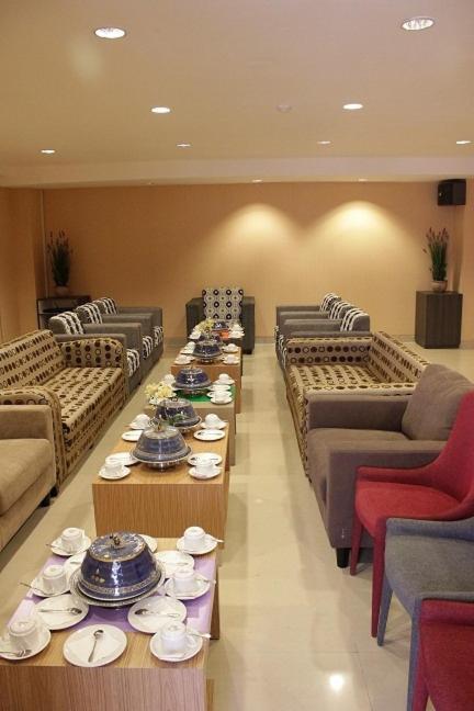 Hotel Jakarta มากาซาร์ ภายนอก รูปภาพ