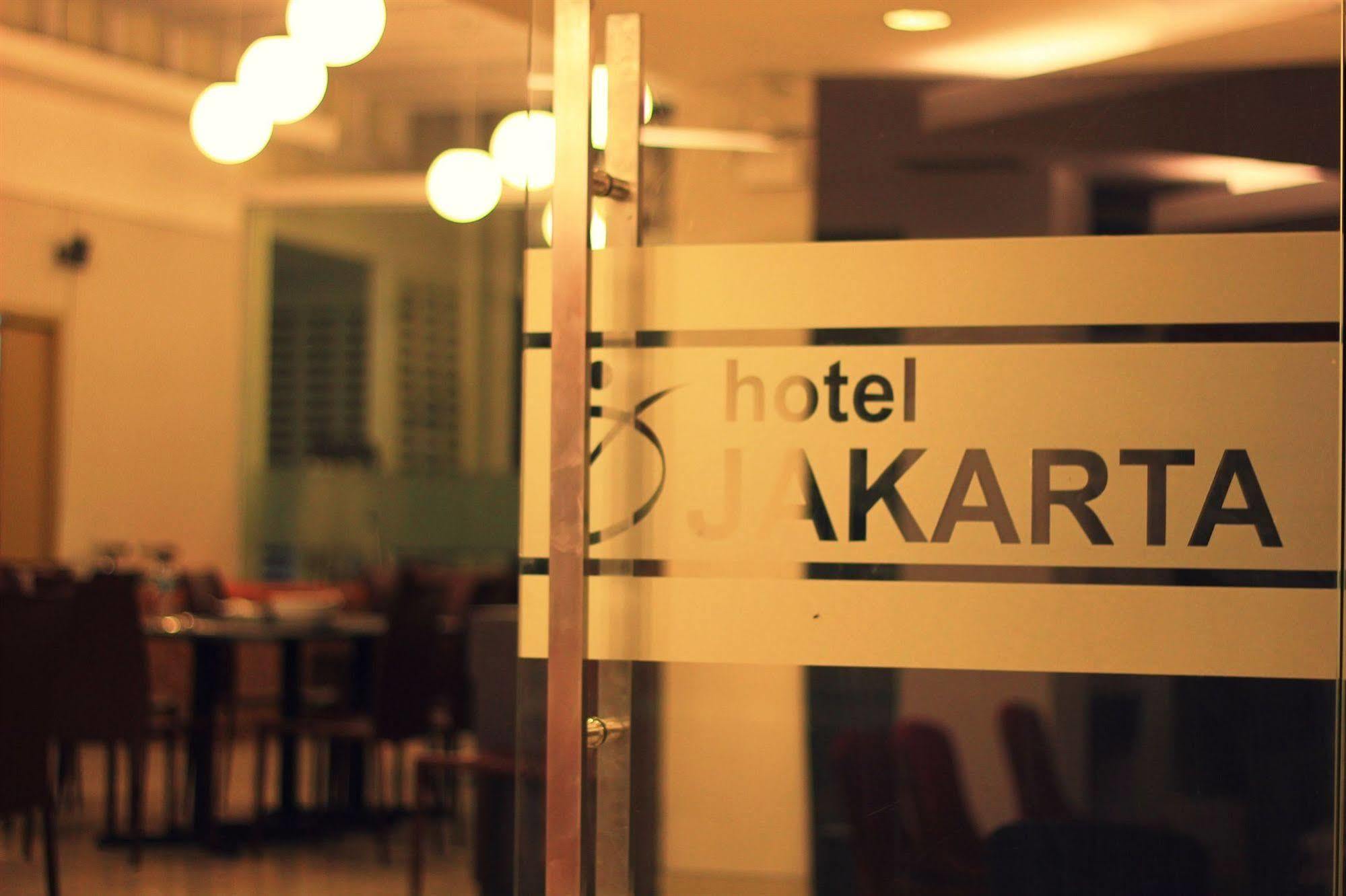 Hotel Jakarta มากาซาร์ ภายนอก รูปภาพ